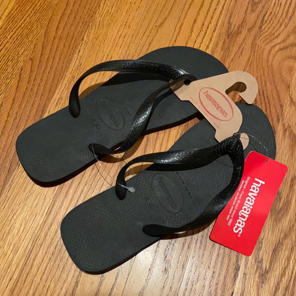 NWT Men’s BLK Haviaianas Flip Flops Size 11/12M
